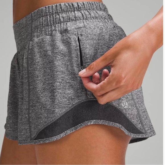 Lululemon Hotty Hot Shorts 2.5” Grey Low Rise - Picture 1 of 5